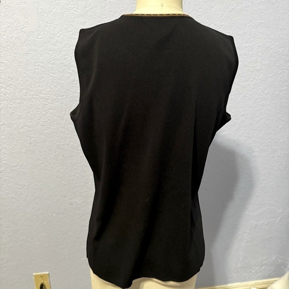 Exclusively Misook Black Contrast Trim Sleeveless Ribbed Knit Tank Top - Picture 5 of 5